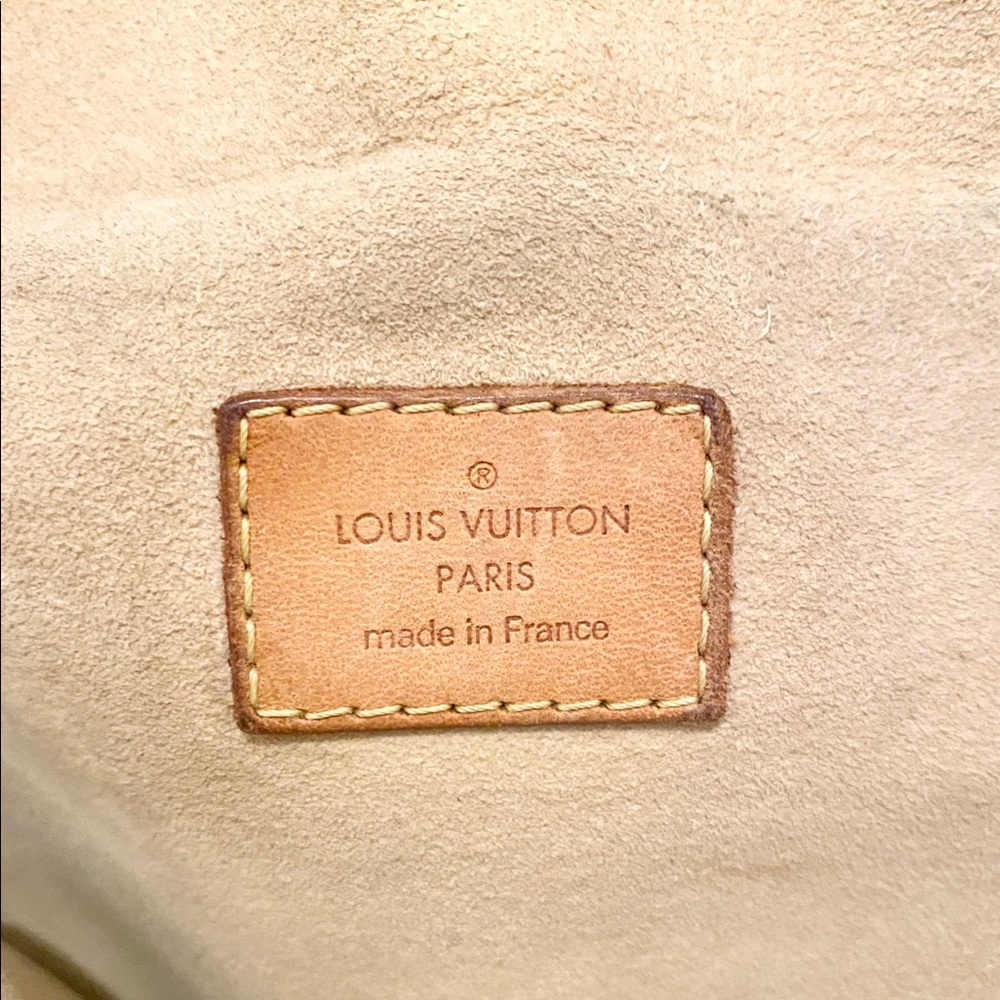Authentic Louis Vuitton ‘Manhattan’ GM Bag - Picture 15 of 16
